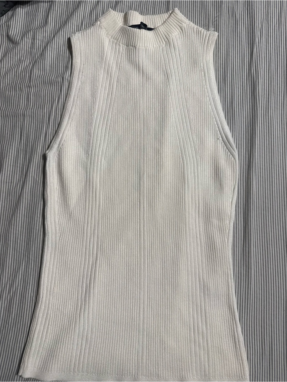 White House Black Market White Ribbed Sleeveless Mock Neck Tank